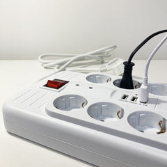 Technik Πολύπριζο 8 Θέσεων (1,5mm2) με Διακόπτη & 3 Θύρες USB 16A 1.5m