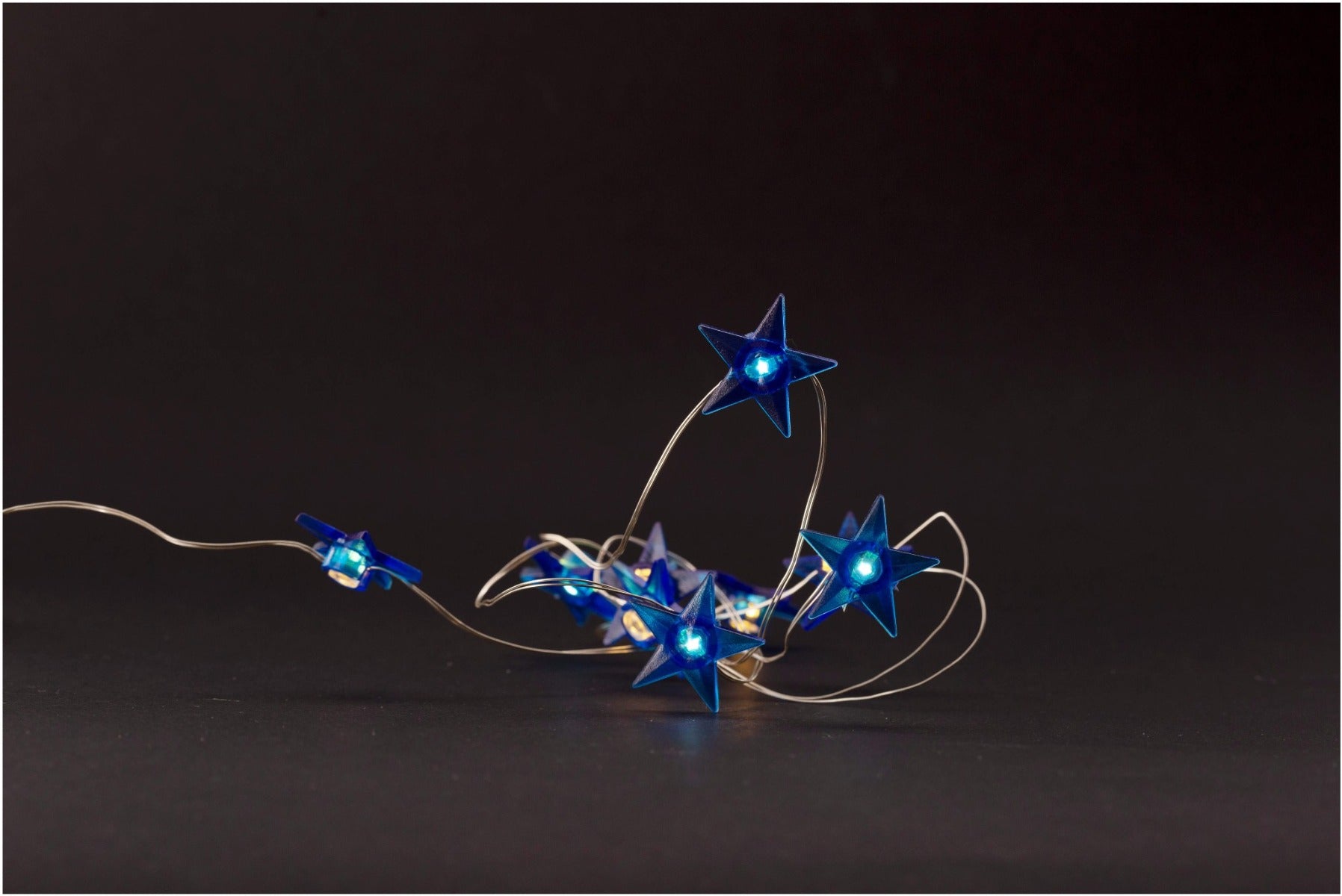 Entac Christmas Lights Indoor Blue Stars 10 LED Warm 1m (2xAA Not Included)
