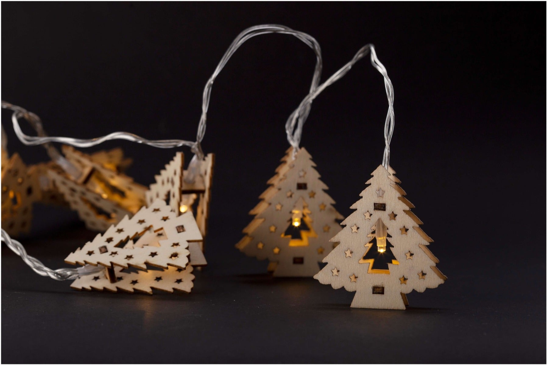 Entac Christmas Lights Indoor Wooden Trees 10 LED Warm 1.65m (2xAA Not Included)